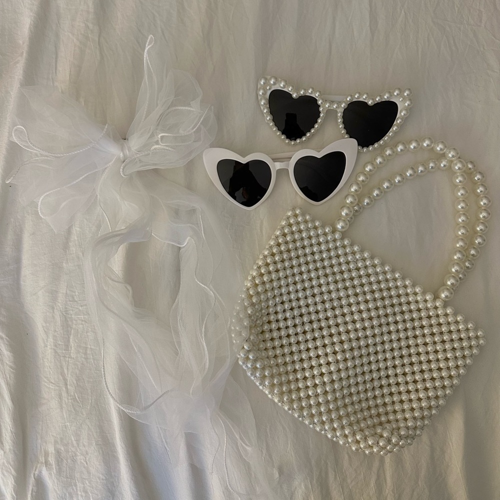 Pearl handbag